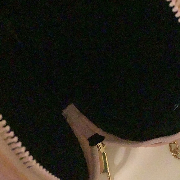 Pink Basketball-Shaped Girls Bag Preloved - Picture 4 of 5